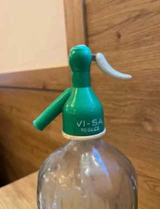 Sifón antiguo de cristal