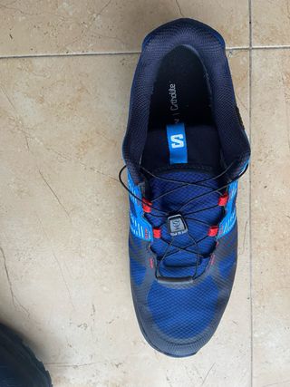 Zapatillas Salomon Azul y Rojo