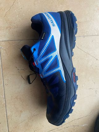 Zapatillas Salomon Azul y Rojo