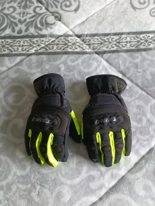Guantes Dainese D-DRY Negro/Verde Fluor.