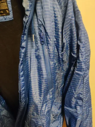 Cazadora Pull and Bear azul y blanca