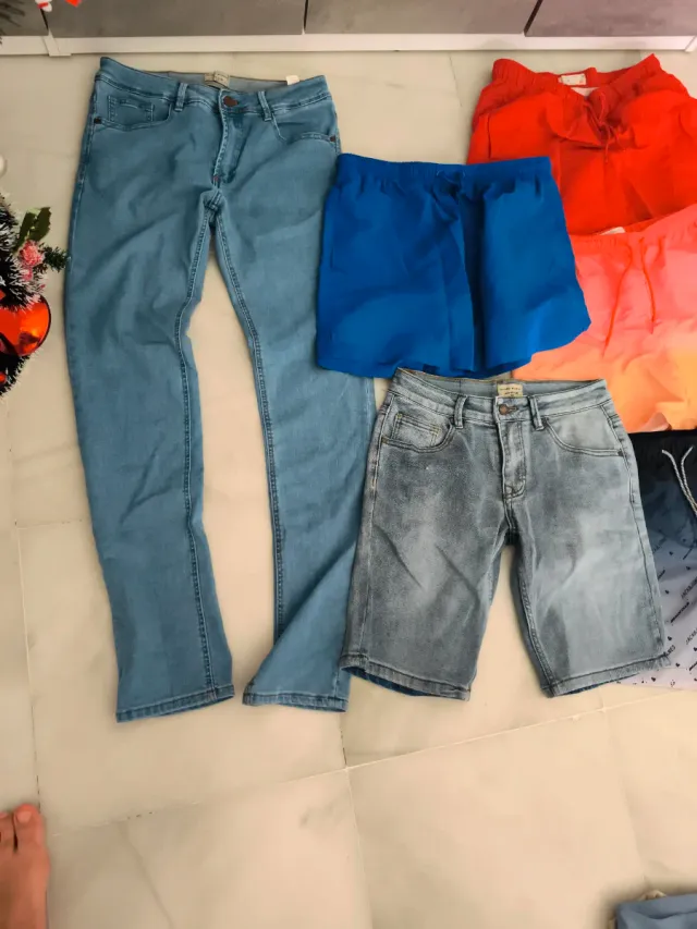 Lote pantalones, bermudas y bañador