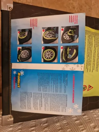 Cadenas de coche de tela sin estrenar.