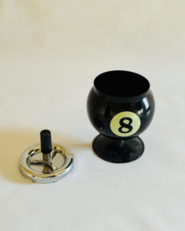 Cenicero Bola 8 Billar