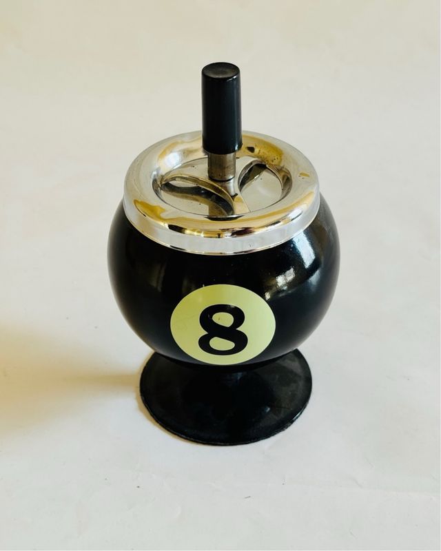 Cenicero Bola 8 Billar