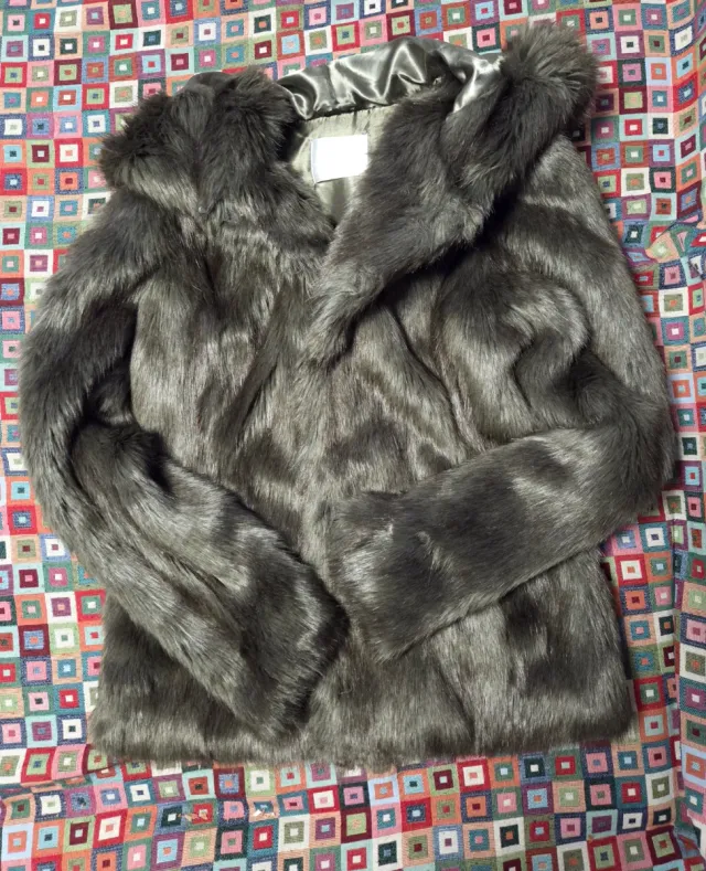 Abrigo pelo con capucha GAS