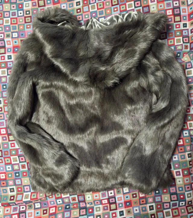 Abrigo pelo con capucha GAS