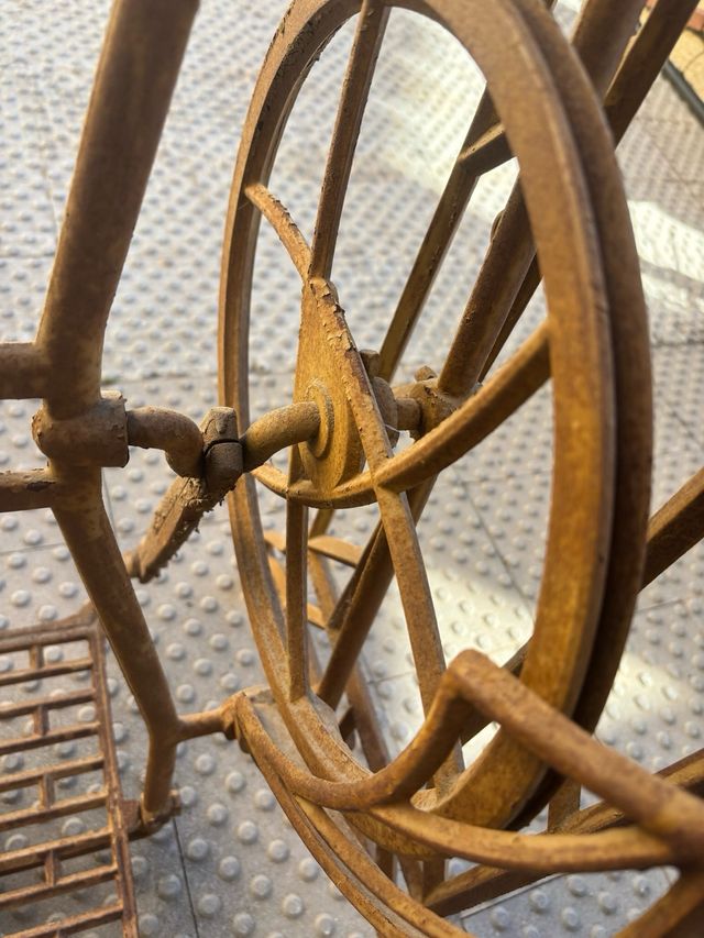 Base máquina coser Wertheim