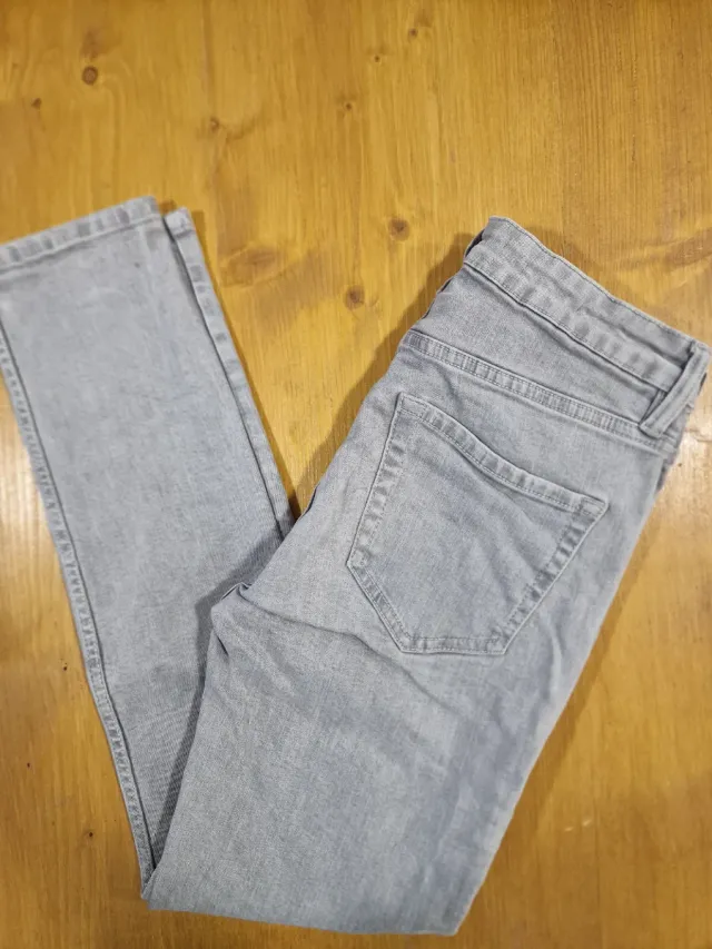 Tejano Mango Talla 36 Gris