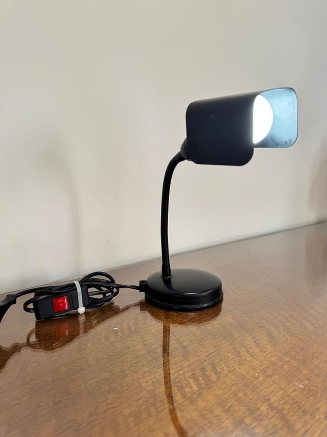 Lampada da tavolo Veneta Lumi nera