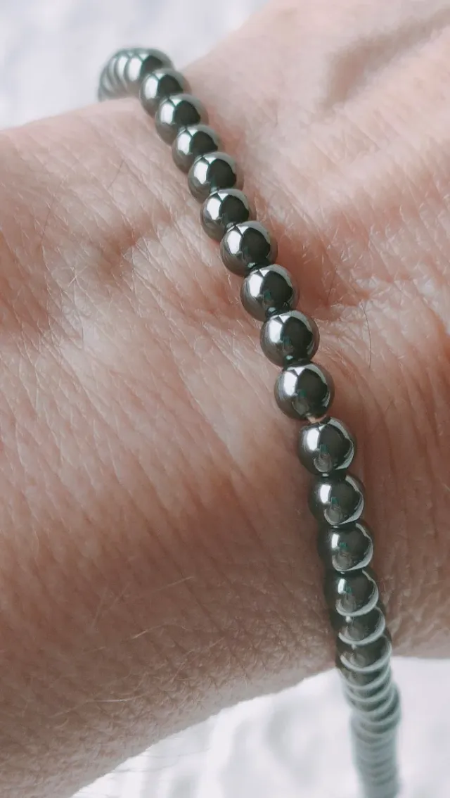 Conjunto collar y pulsera hematíes