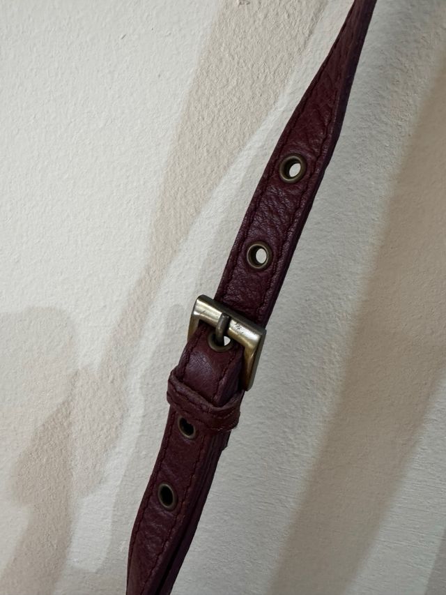 Bolso piel burdeos Dayaday con detalle lazo