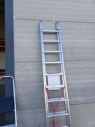 Escalera aluminio 2 tramos EN131