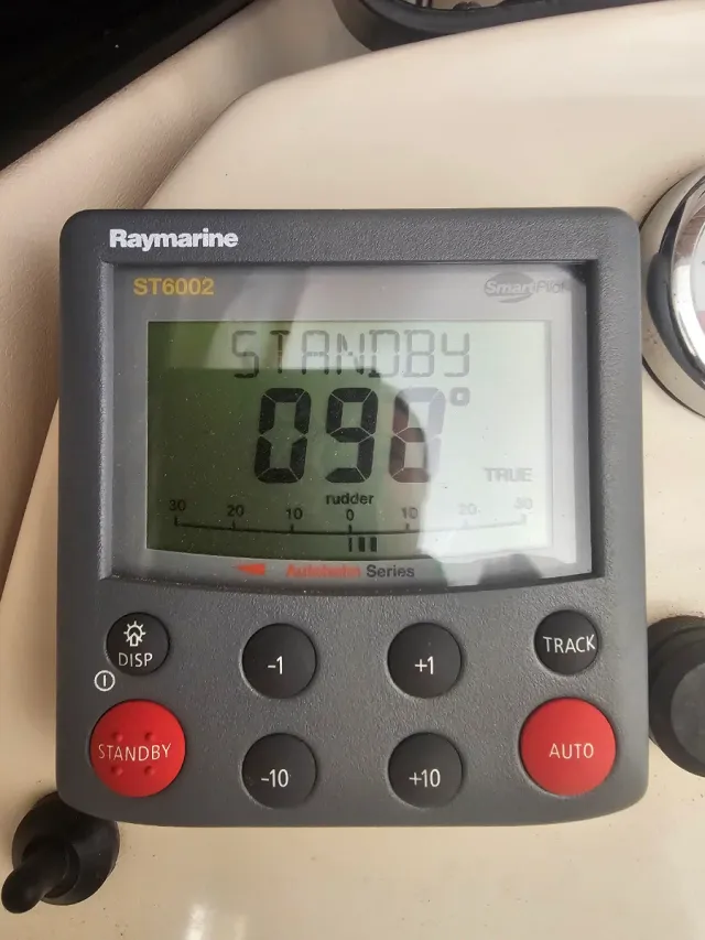 Raymarine E80 Radar Piloto Automático