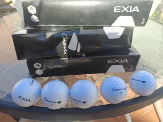 Pelotas de Golf EXIA Cnesis XS (5 Unidades)