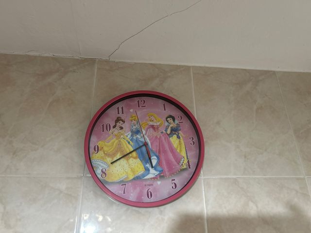 Reloj de pared infantil con princesas Disney