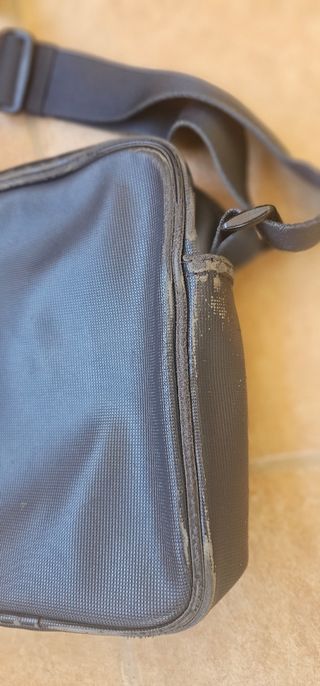 Bandolera Tommy Hilfiger Negra