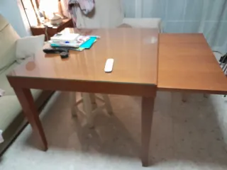 Mesa de salón extensible madera y cristal