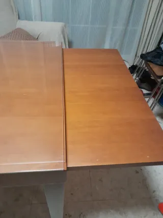 Mesa de salón extensible madera y cristal