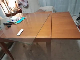 Mesa de salón extensible madera y cristal