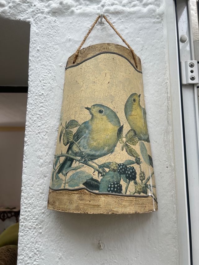 Teja decorativa pájaros y moras