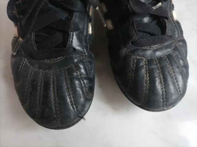 Scarpini calcio bambino Adidas n. 32