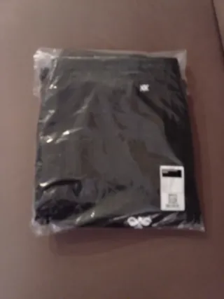 Pantalón chándal negro Hummel