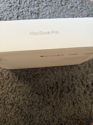 Apple MacBook M4 Pro PRECITNADO