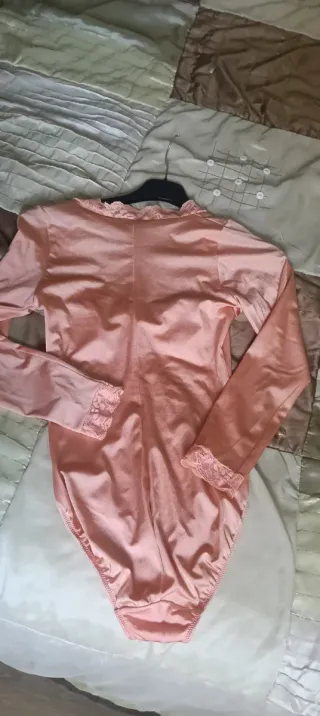 Body manga larga encaje Evelyn Nuevo sin etiqueta