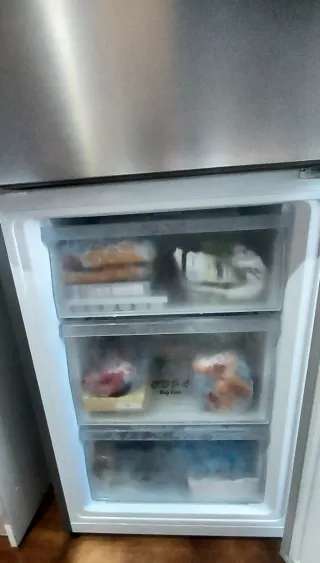 Nevera Hisense RB440N4ACC Gris Metalizada