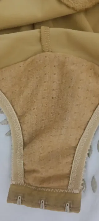 Body Evelyn Dorado Manga Larga Encaje