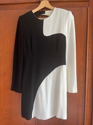 Vestido mini blanco y negro