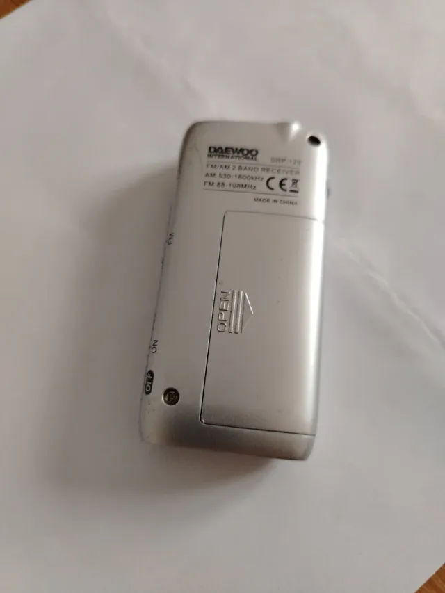 Mini Radio Daewoo DRP-129 AM/FM
