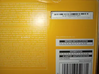 Nintendo Switch Lite Amarillo