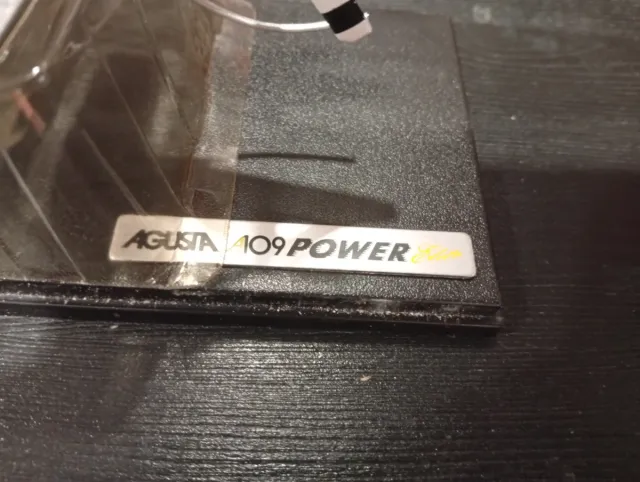 Helicóptero Ferrari 109 Power