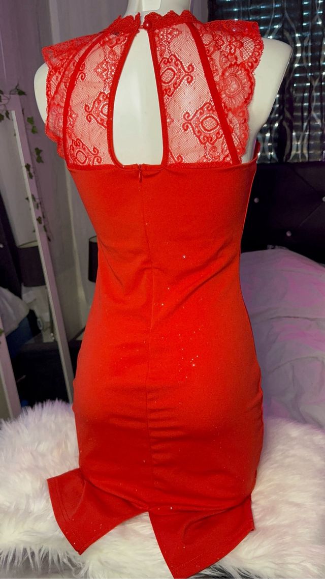 Vestido rojo con purpurina talla M