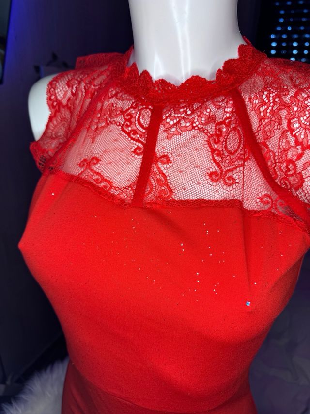 Vestido rojo con purpurina talla M
