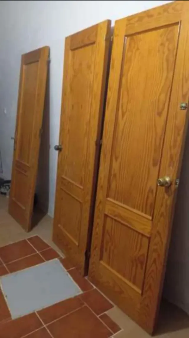 3 Puertas de Madera