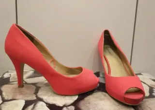 Zapatos tacón coral peep toe