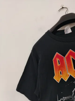 T-shirt AC/DC taglia S