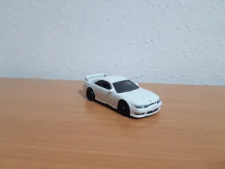 Hot Wheels Nissan Silvia S14 (240sx)