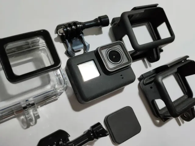 GoPro Hero 5 con accessori