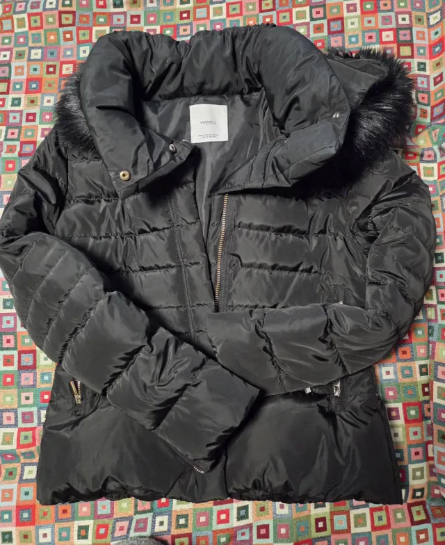 Chaqueta plumífera Mango con capucha