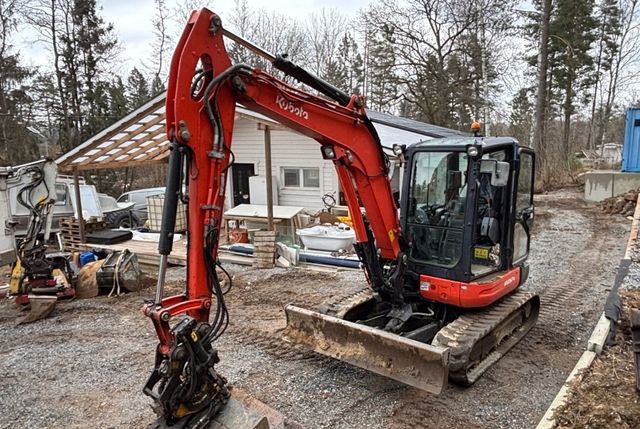 Miniexcavadora Kubota KX 057-4