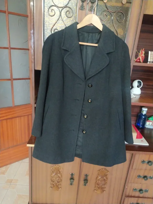 Abrigo paño gris talla XL