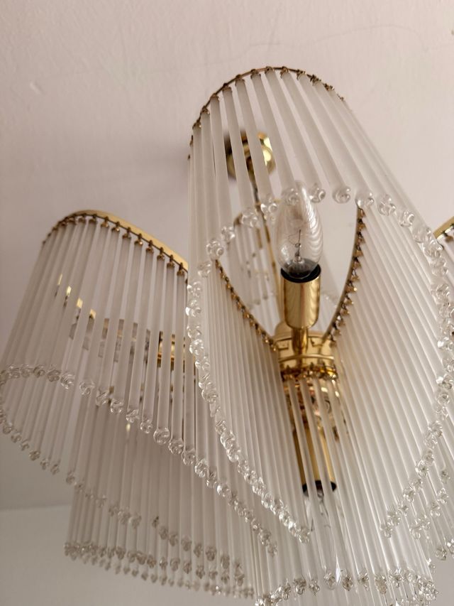 Lampada da soffitto dorata in cristallo