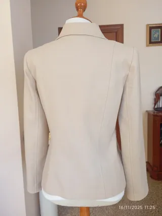 Chaqueta forrada beige