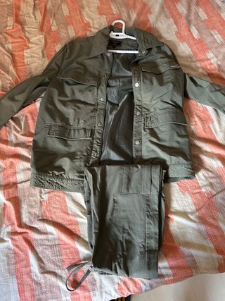 Conjunto Chaqueta y Pantalón Verde Militar