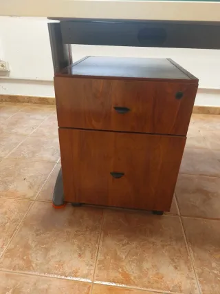 Mesa de trabajo despacho madera y metal