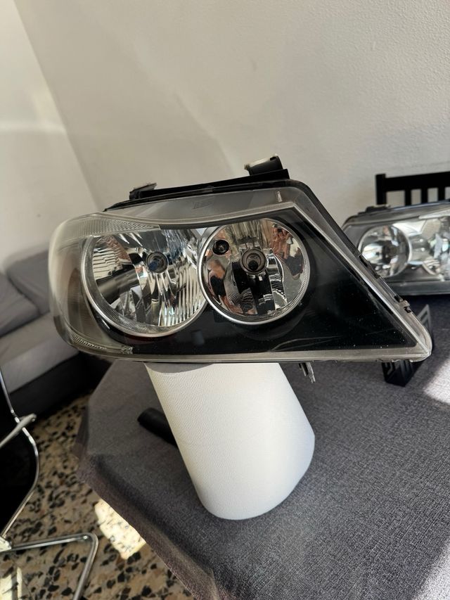 Juego de faros BMW Serie 3 E90 !Originales!